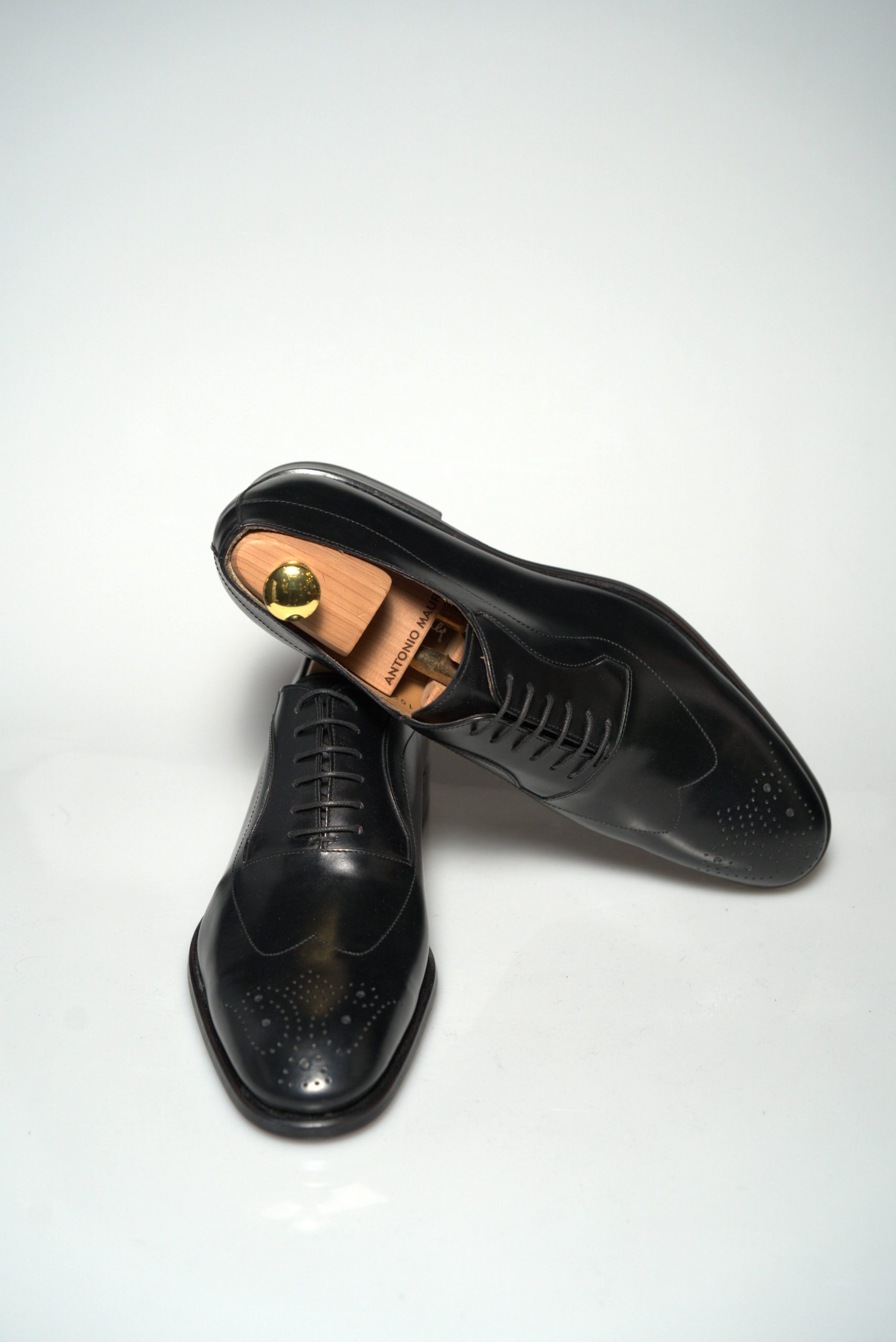 Antonio Maurizi Wingtip Oxford Cipele – Baby Calf Nero - Image 2